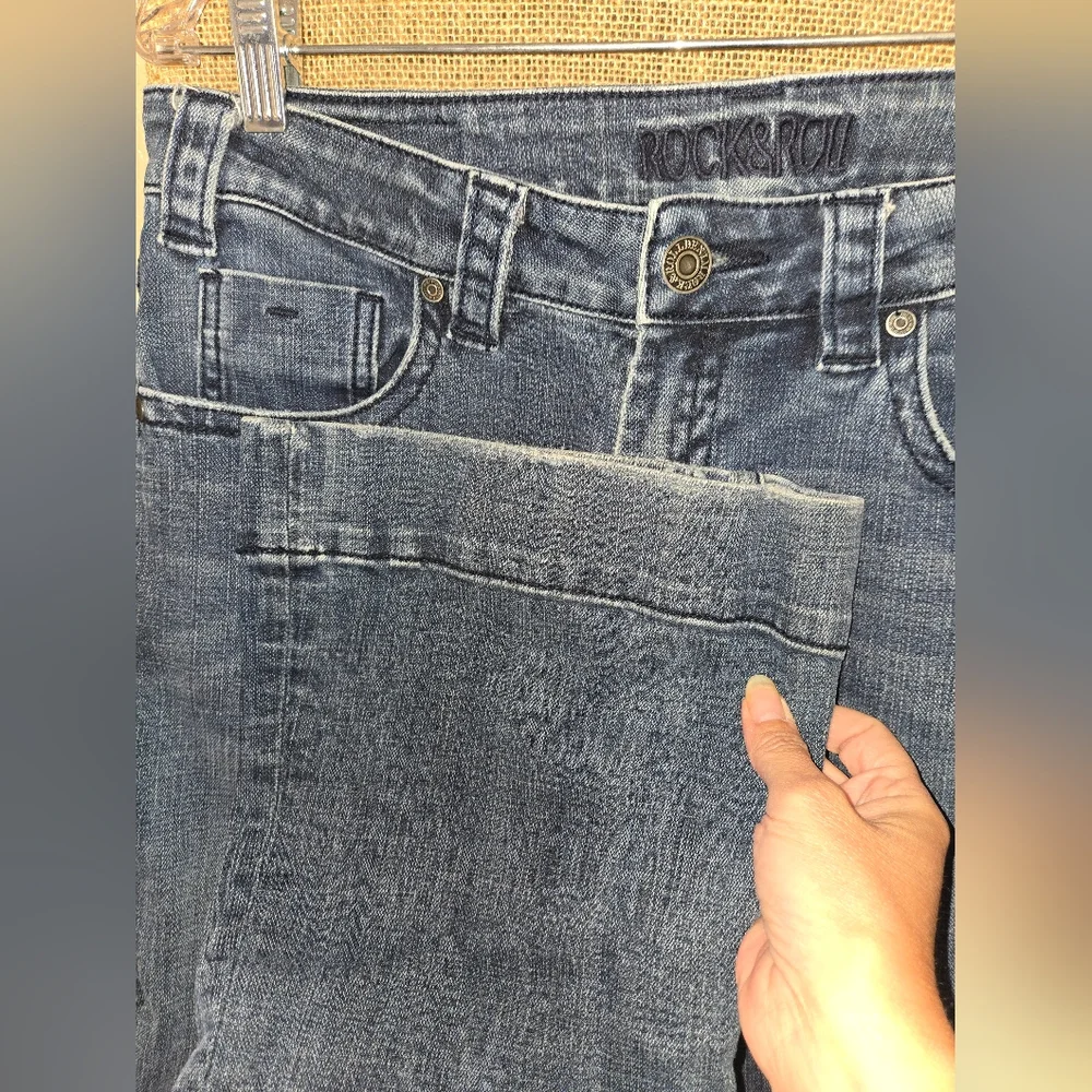 Women's Rock And Roll Cowgirl Classic Blue Women's Jeans Low Rise Size 29 x 30 - Picture 5 of 16